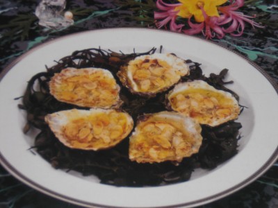 Hu&icirc;tres de belon aux amandes.